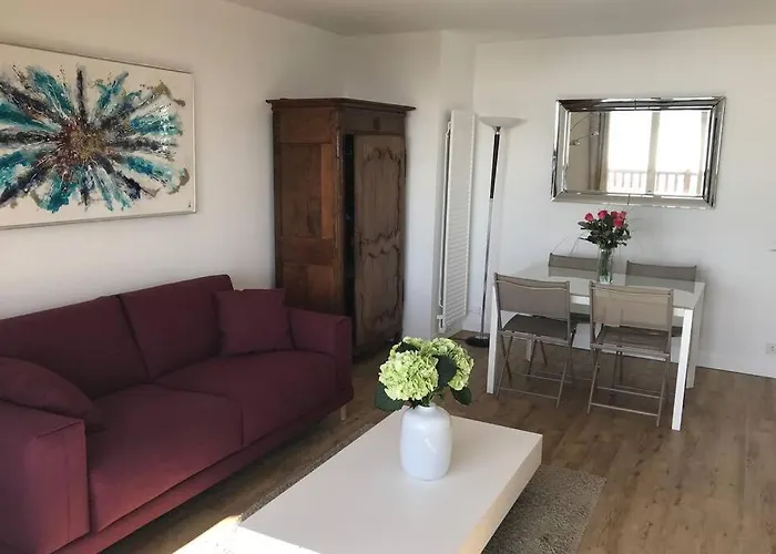 Avec Vue Imprenable Sur La Apartament